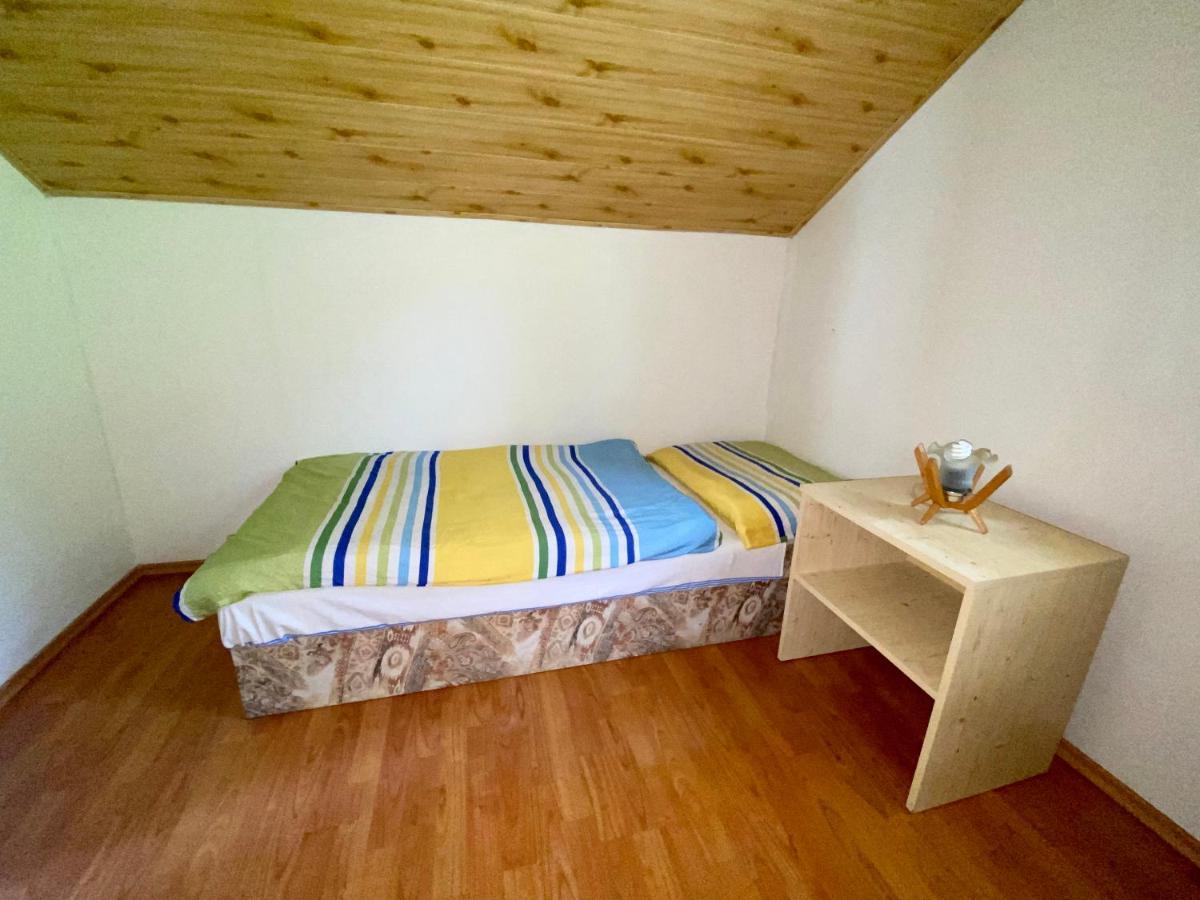Apartmany Alma Vyhne Exterior foto